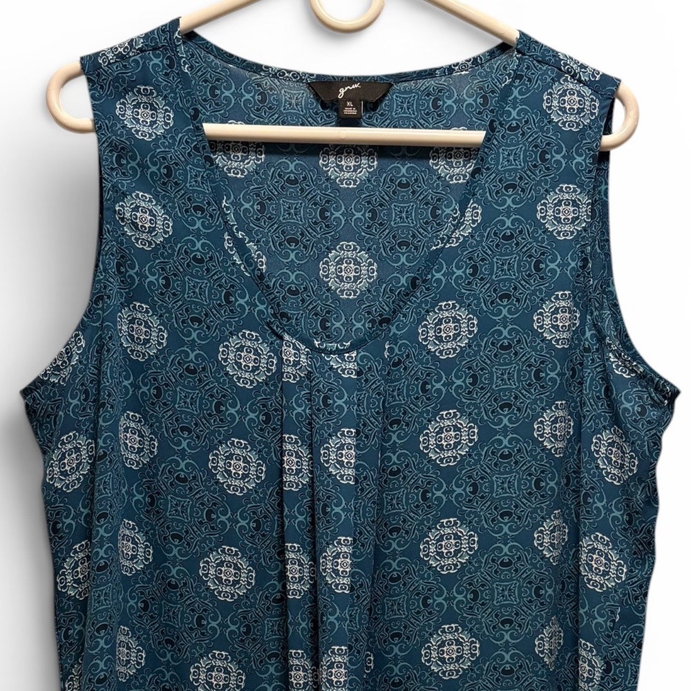 GNW Women's XL Teal Blue Medallion Print V-Neck Sleeveless Pleated Blouse Top